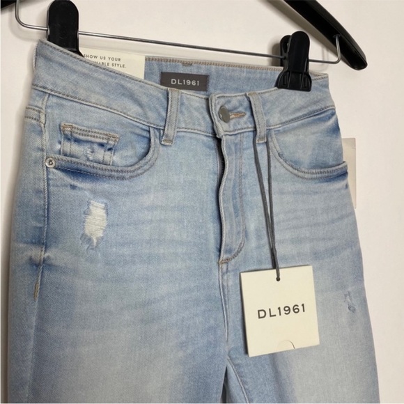 DL1961 Farrow Cropped High Rise Jeans 24 NWT Light Wash - Picture 10 of 13
